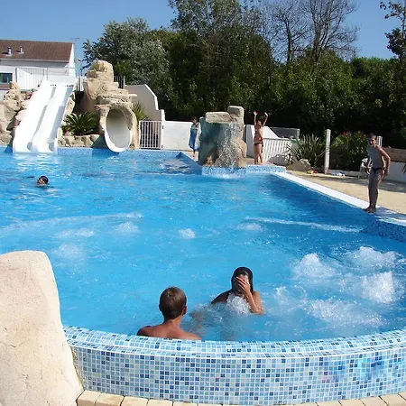 Phare Ouest Camping Saint-Denis-dʼOléron