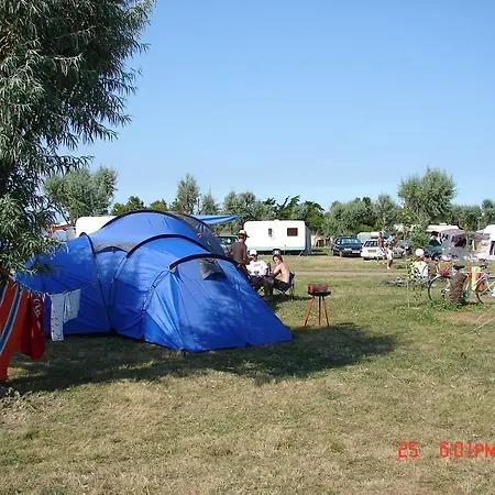 Phare Ouest 3* Saint-Denis-dʼOléron