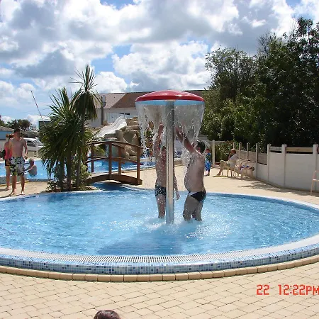 Camping Phare Ouest Saint-Denis-dʼOléron